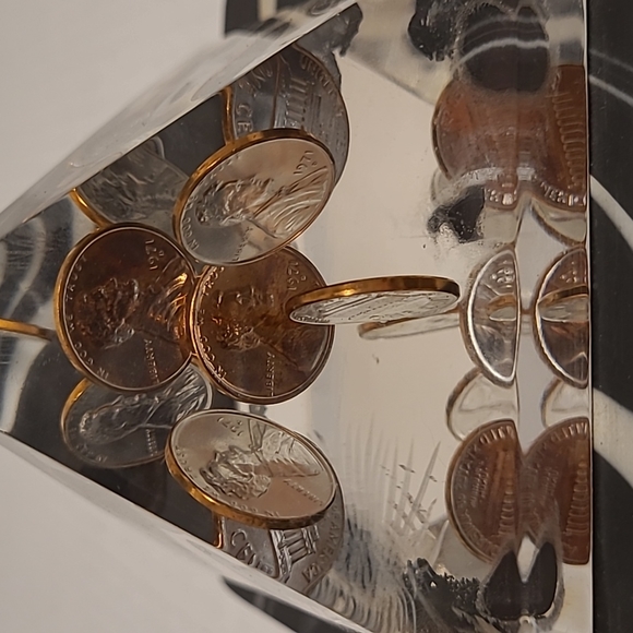 Orgonite Pyramid with Pennies - Picture 5 of 16